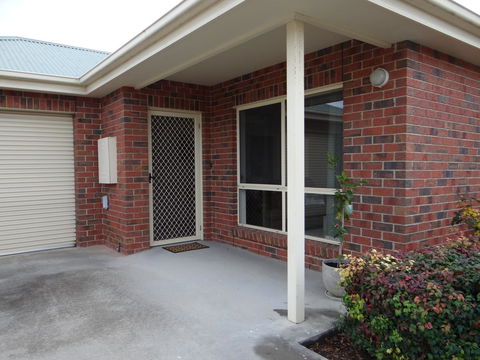 Horsham Central Stay - Perths Hotel 9