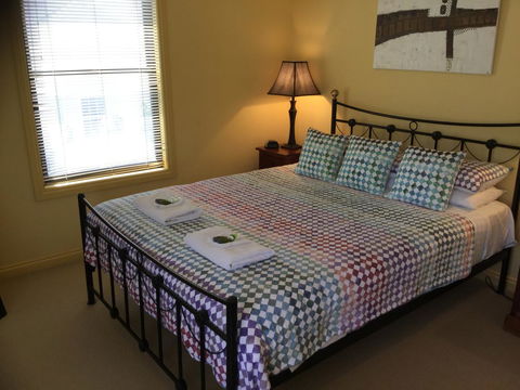 At The Beach Apartments - Perths Hotel 2