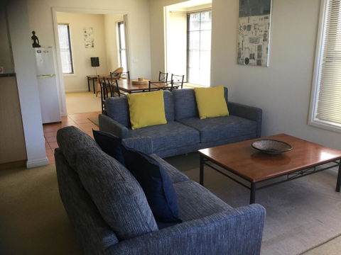 At The Beach Apartments - Perths Hotel 5