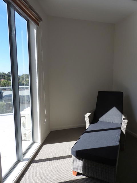 Phillip Island Towers - Perths Hotel 11
