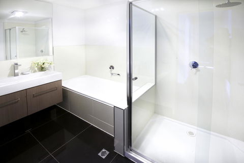 Phillip Island Towers - Perths Hotel 35