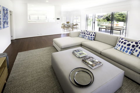 Phillip Island Towers - Perths Hotel 1