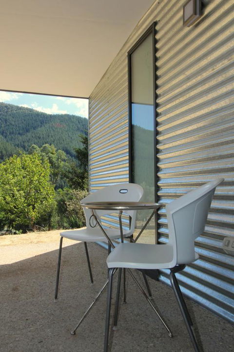 3 Bells Alpine Cottage - Perths Hotel 1