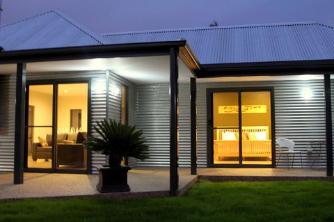 3 Bells Alpine Cottage - Perths Hotel 10