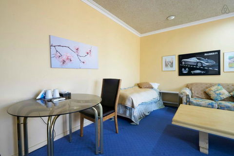 Cottages For Two - Perths Hotel 7