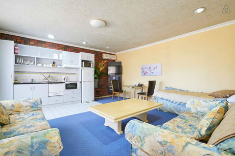 Cottages For Two - Perths Hotel 15