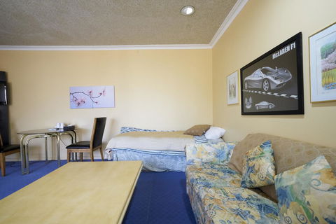 Cottages For Two - Perths Hotel 11