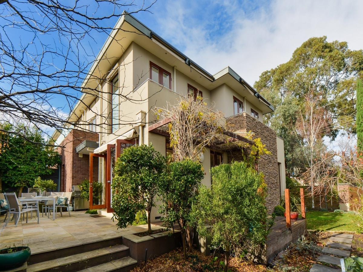 Tooronga VIC Perths Hotel