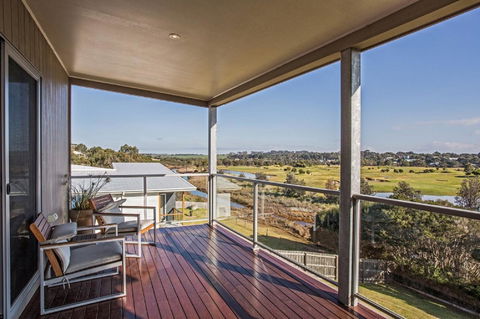 Saltwater Breeze Retreat - Perths Hotel 26