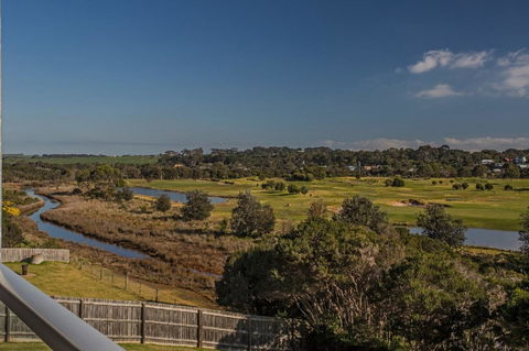 Saltwater Breeze Retreat - Perths Hotel 20