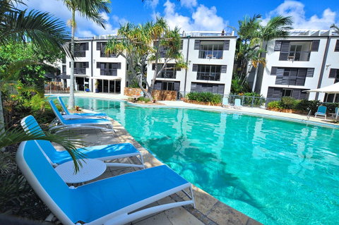 Noosa Blue Resort - Perths Hotel 9