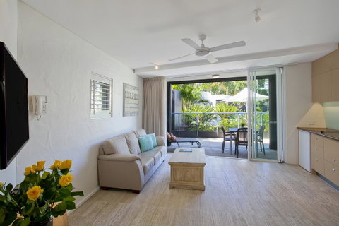 Noosa Blue Resort - Perths Hotel 24
