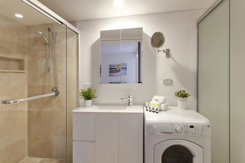 Noosa Blue Resort - Perths Hotel 6