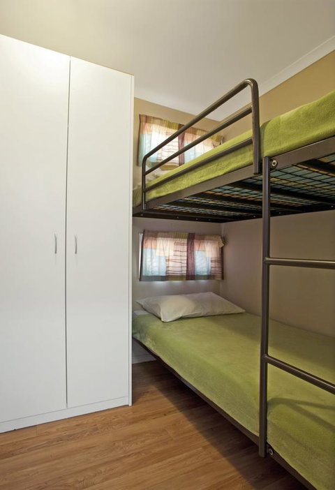 Captain Cook Holiday Village 1770 - Perths Hotel 19