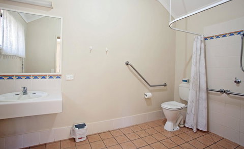 Captain Cook Holiday Village 1770 - Perths Hotel 28