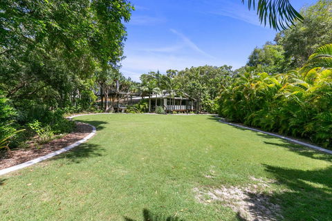 Coloured Sands - Rainbow Beach Resort - 5 Mins To Beach - Perths Hotel 21