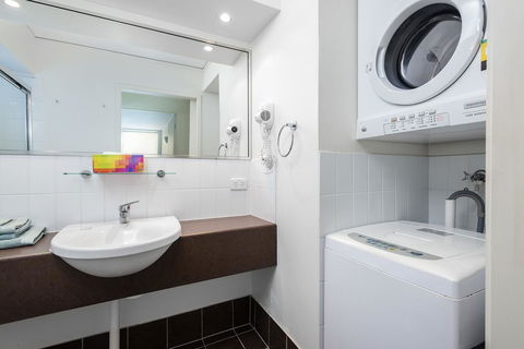 Coloured Sands - Rainbow Beach Resort - 5 Mins To Beach - Perths Hotel 10
