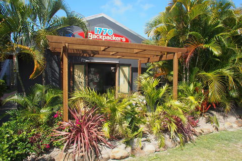 Backpackers At 1770 - Perths Hotel 12