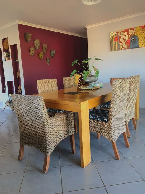Backpackers At 1770 - Perths Hotel 5