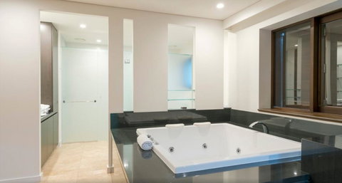 Luxury Apartments At Temple Resort And Spa Port Douglas - Perths Hotel 21