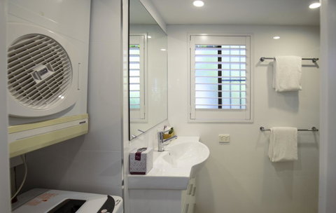 Ocean Breeze Resort - Perths Hotel 14