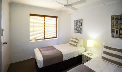 Ocean Breeze Resort - Perths Hotel 4