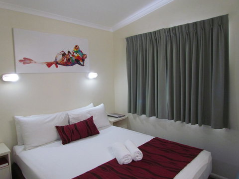 Alex Beach Cabins And Tourist Park - Perths Hotel 39
