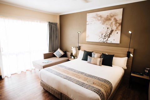 Mantra Club Croc - Perths Hotel 1