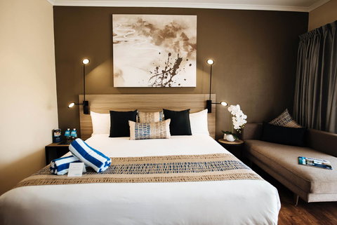 Mantra Club Croc - Perths Hotel 13