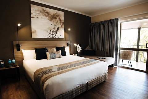 Mantra Club Croc - Perths Hotel 15