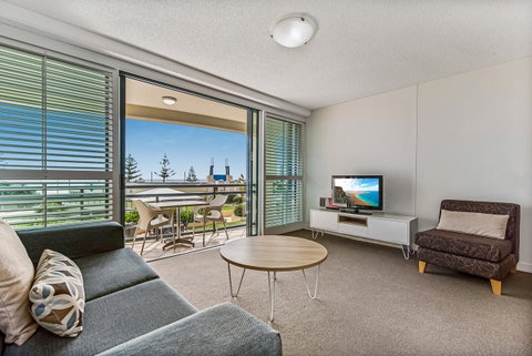Mantra Mooloolaba Beach - Perths Hotel 7
