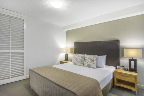 Mantra Mooloolaba Beach - Perths Hotel 12