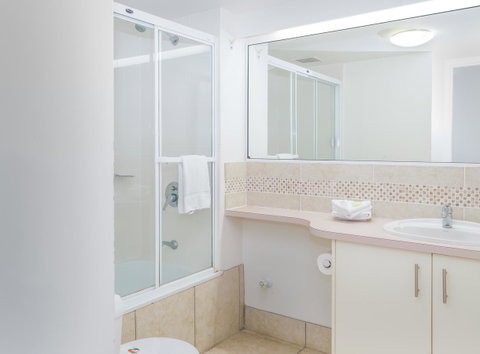 Noosa Hill Resort - Perths Hotel 37