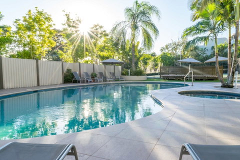 Noosa Hill Resort - Perths Hotel 31