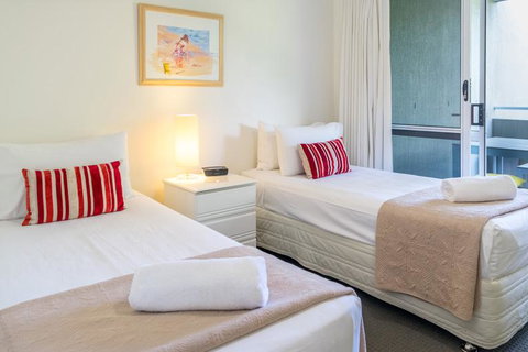 Noosa Hill Resort - Perths Hotel 18