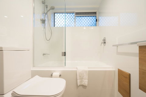 Noosa Hill Resort - Perths Hotel 26