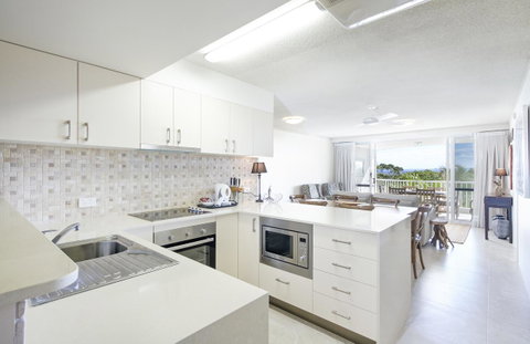 Noosa Hill Resort - Perths Hotel 6