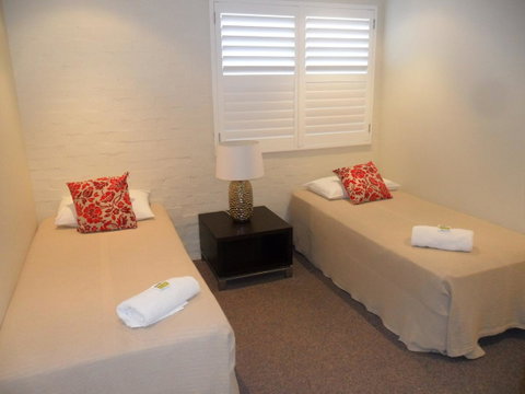 Myuna Holiday Apartments - Perths Hotel 36