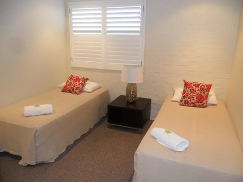 Myuna Holiday Apartments - Perths Hotel 43