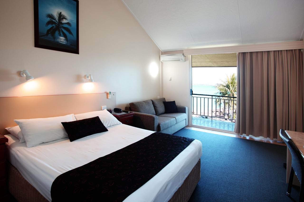  Perths Hotel