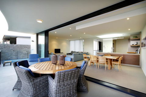 Mirage Whitsundays - Perths Hotel 25