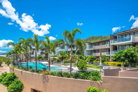 Mirage Whitsundays - Perths Hotel 32