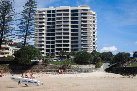 Coolum Caprice - Perths Hotel 0