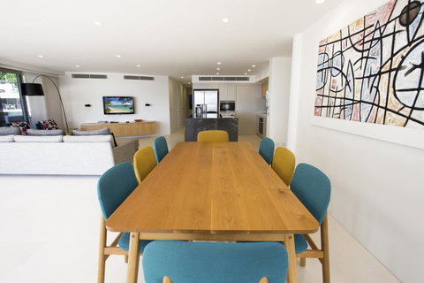 The Cove Noosa - Perths Hotel 34