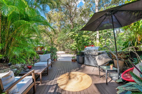 Noosa Hinterland Retreat - Perths Hotel 7