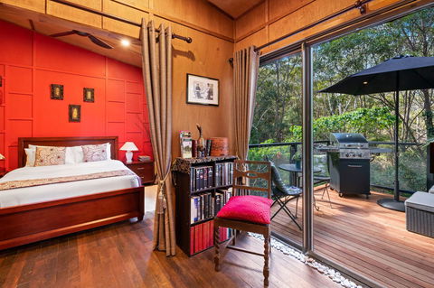 Noosa Hinterland Retreat - Perths Hotel 0