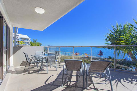 Noosa Shores Resort - Perths Hotel 12
