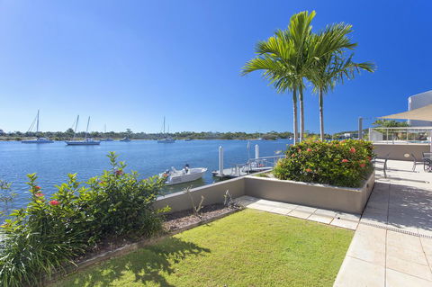 Noosa Shores Resort - Perths Hotel 37
