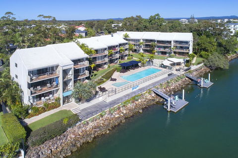 Noosa Shores Resort - Perths Hotel 14