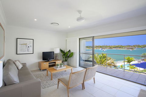 Noosa Shores Resort - Perths Hotel 0